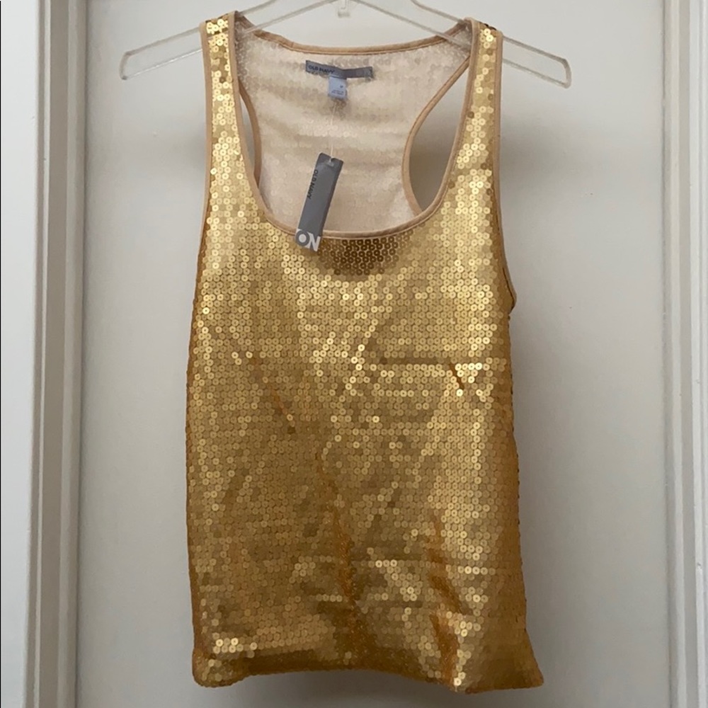 Old navy gold sequin top NWT medium